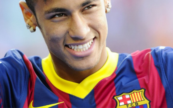 手在枪声响 手在枪声响