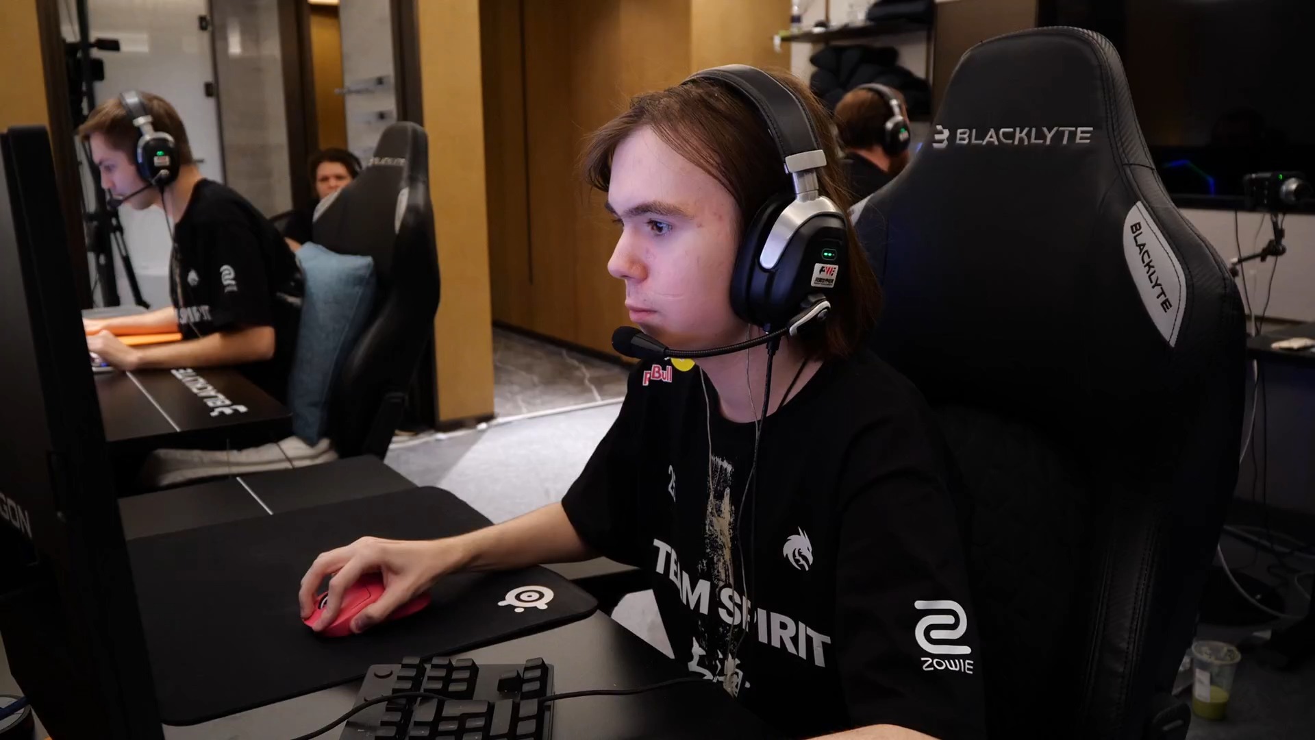 但他的坚持 但他的坚持