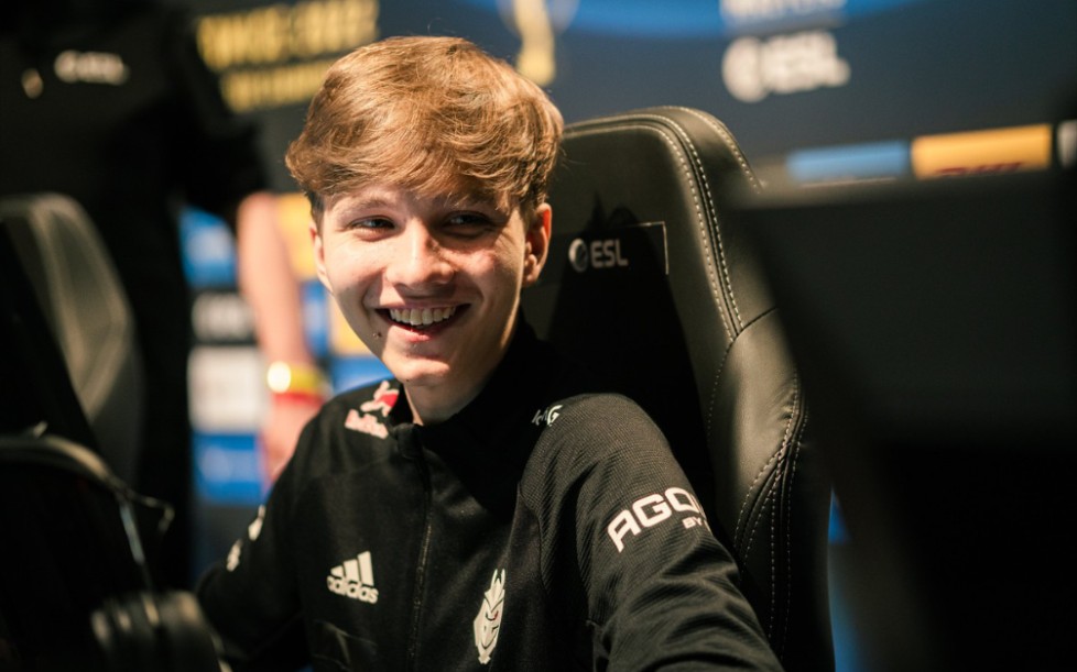 都使得意大 都使得意大