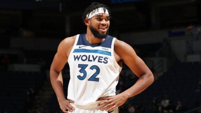 球世界里 球世界里